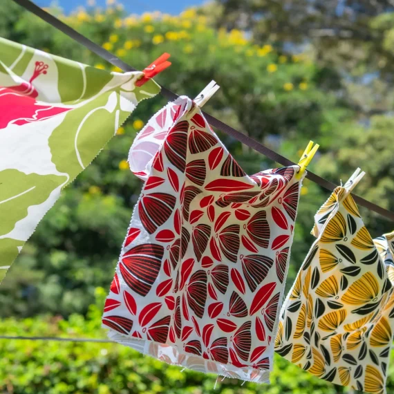 Dragonfly Designs Kenya Hanging line 1